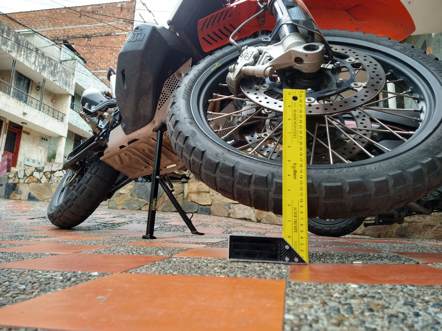 Service Jack - Gato auxiliar de mantenimiento TUNDRA